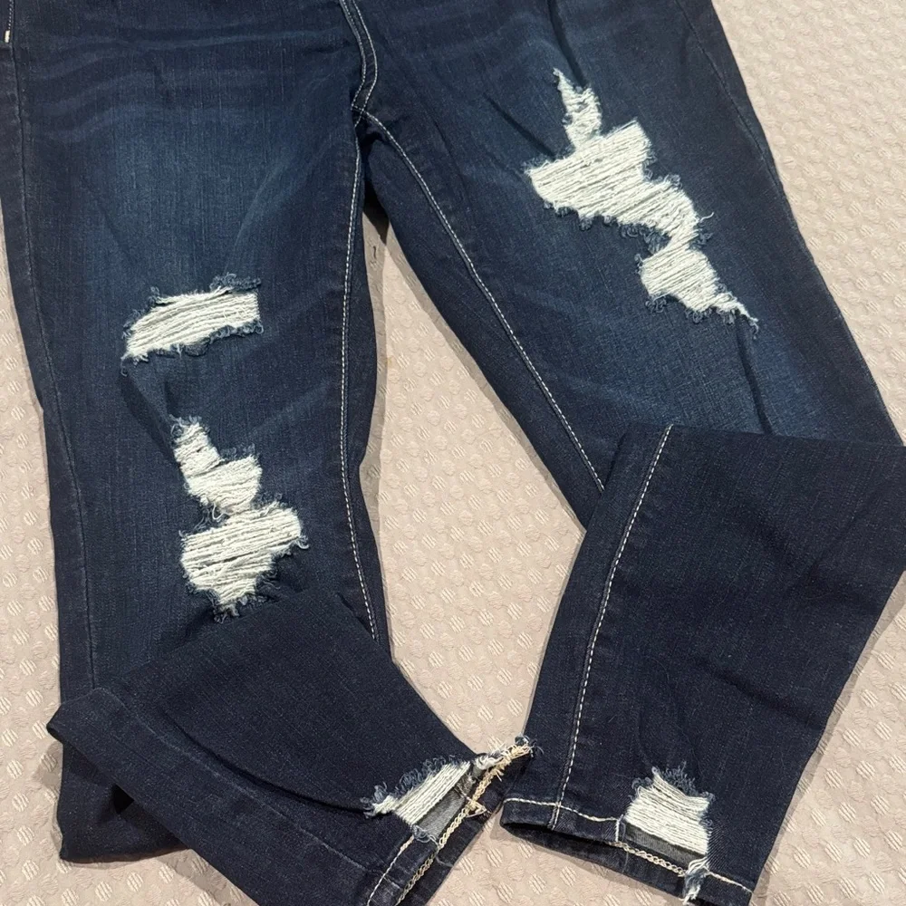 SO Distressed High Rise Jegging
